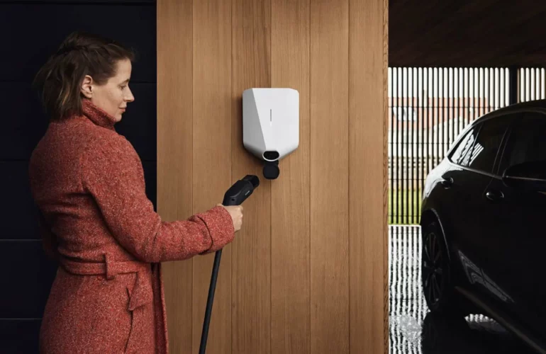 Borne-de-recharge-Easee