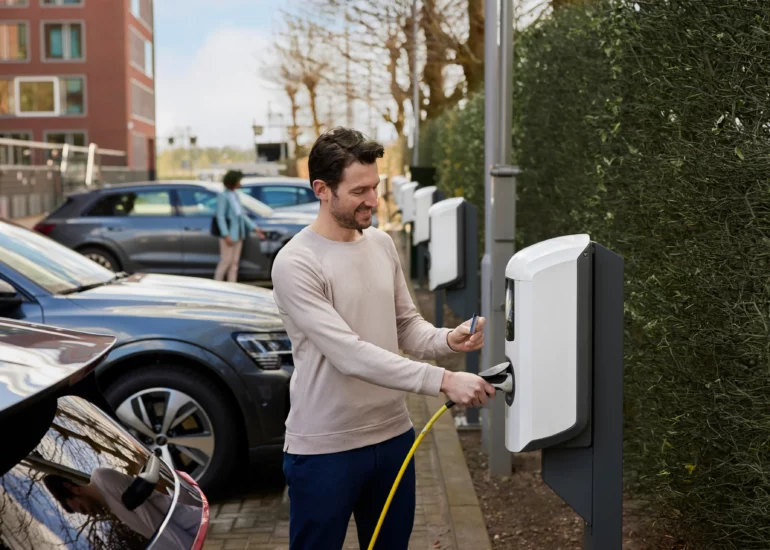 Innovations et technologies intégrées dans les bornes Alfen