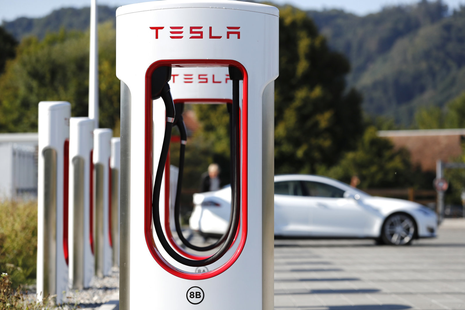 Tesla et la recharge solaire vers une énergie 100% renouvelable