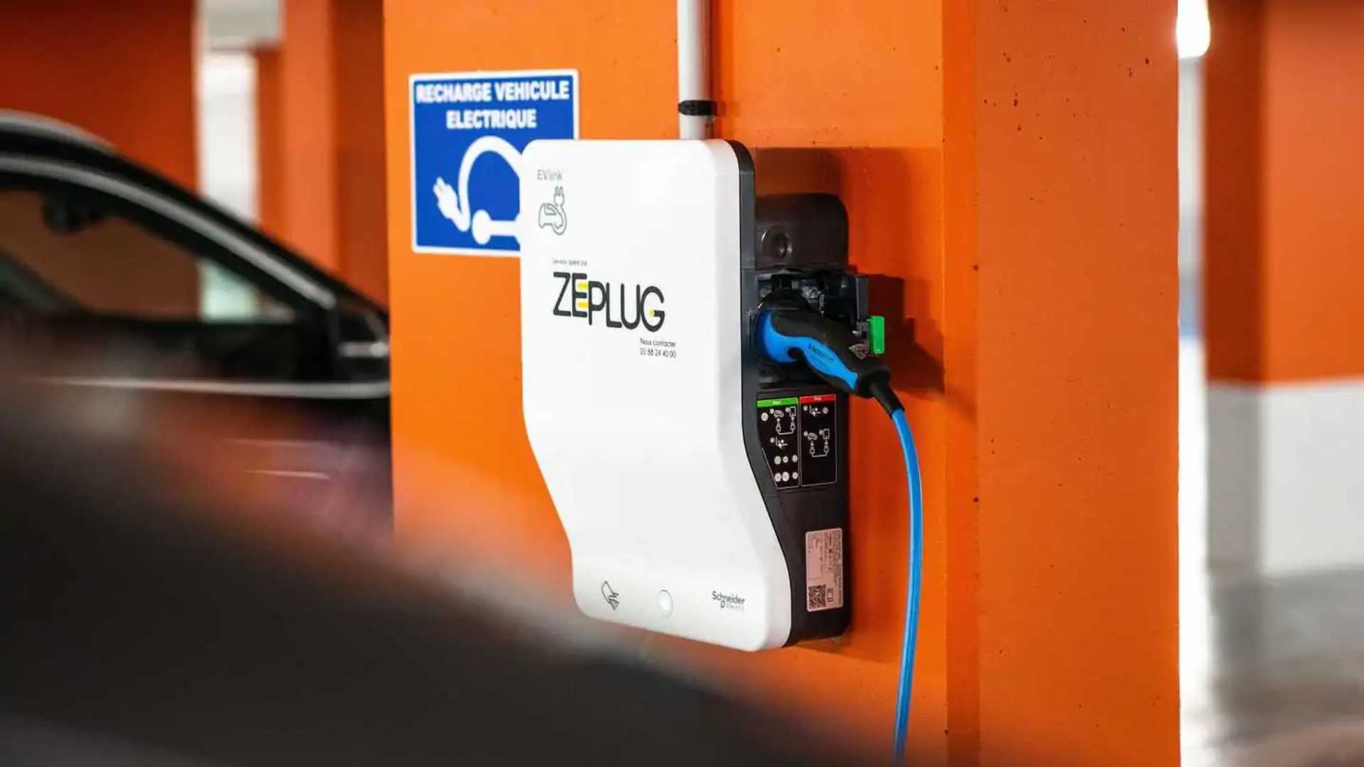 Zeplug simplifiez la recharge électrique avec une installation clé en main